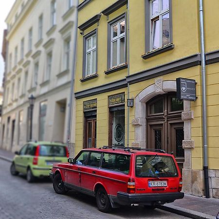 Pokoje Goscinne Victoria Cracovia Esterno foto